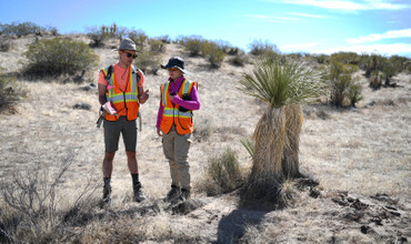 #NASA's Jacob Richardson and SBU journalism student Lauren Canavan discuss Extravehicular Activity teams at Potrillo Volcanic Field in New Mexico, April 2022